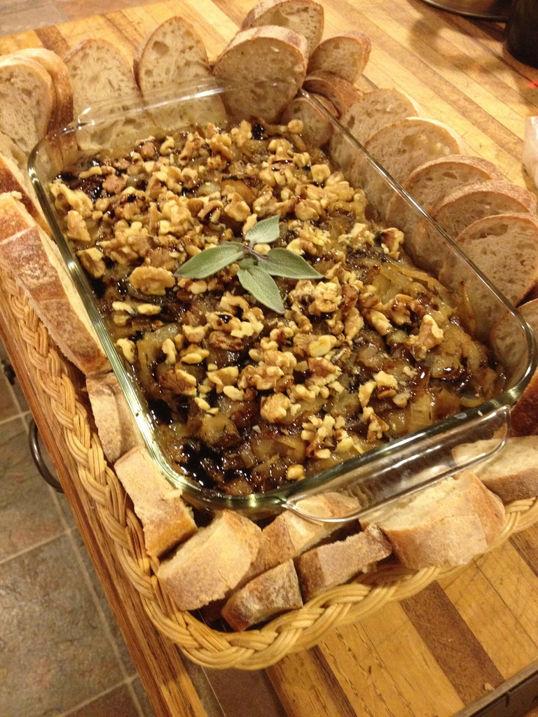 Baked Brie with Caramelized Onions